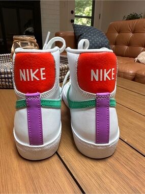 NEW Nike Blazer Mid ‘77 Vintage White Picante Red Fuchsia Green Women’s 7